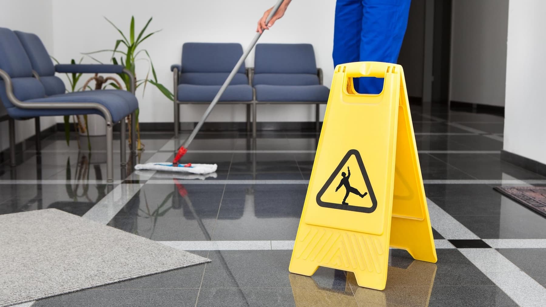 Lounge Cleaning